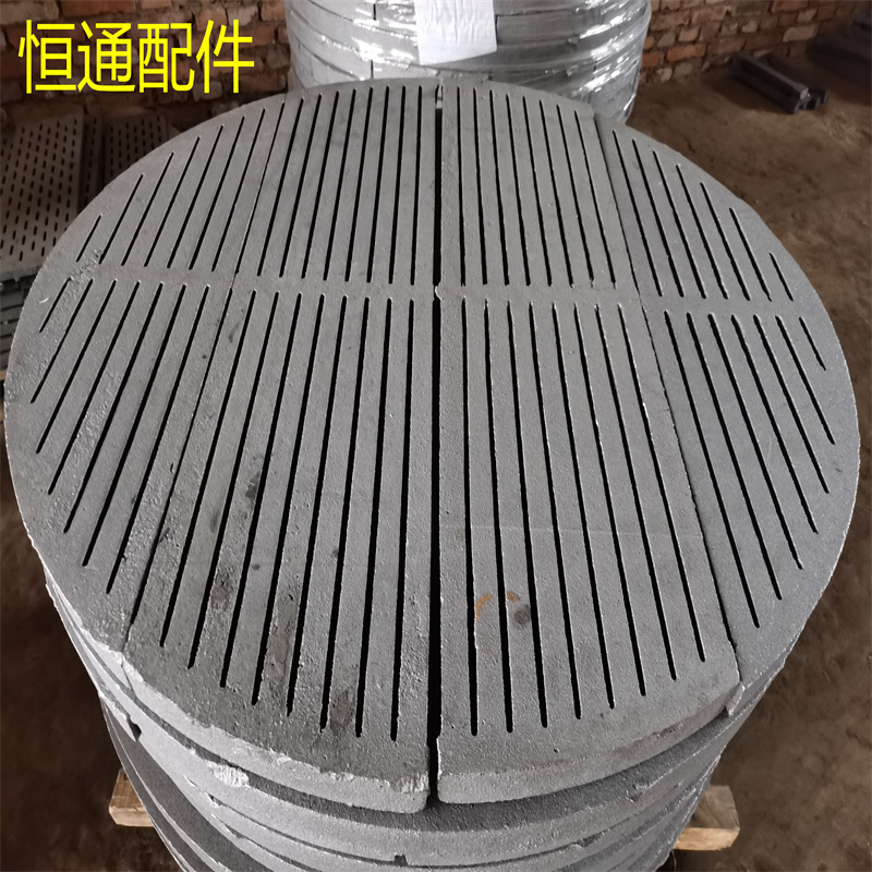 爐箅子的爐條間距應(yīng)該如何根據(jù)不同的爐具進(jìn)行調(diào)整？